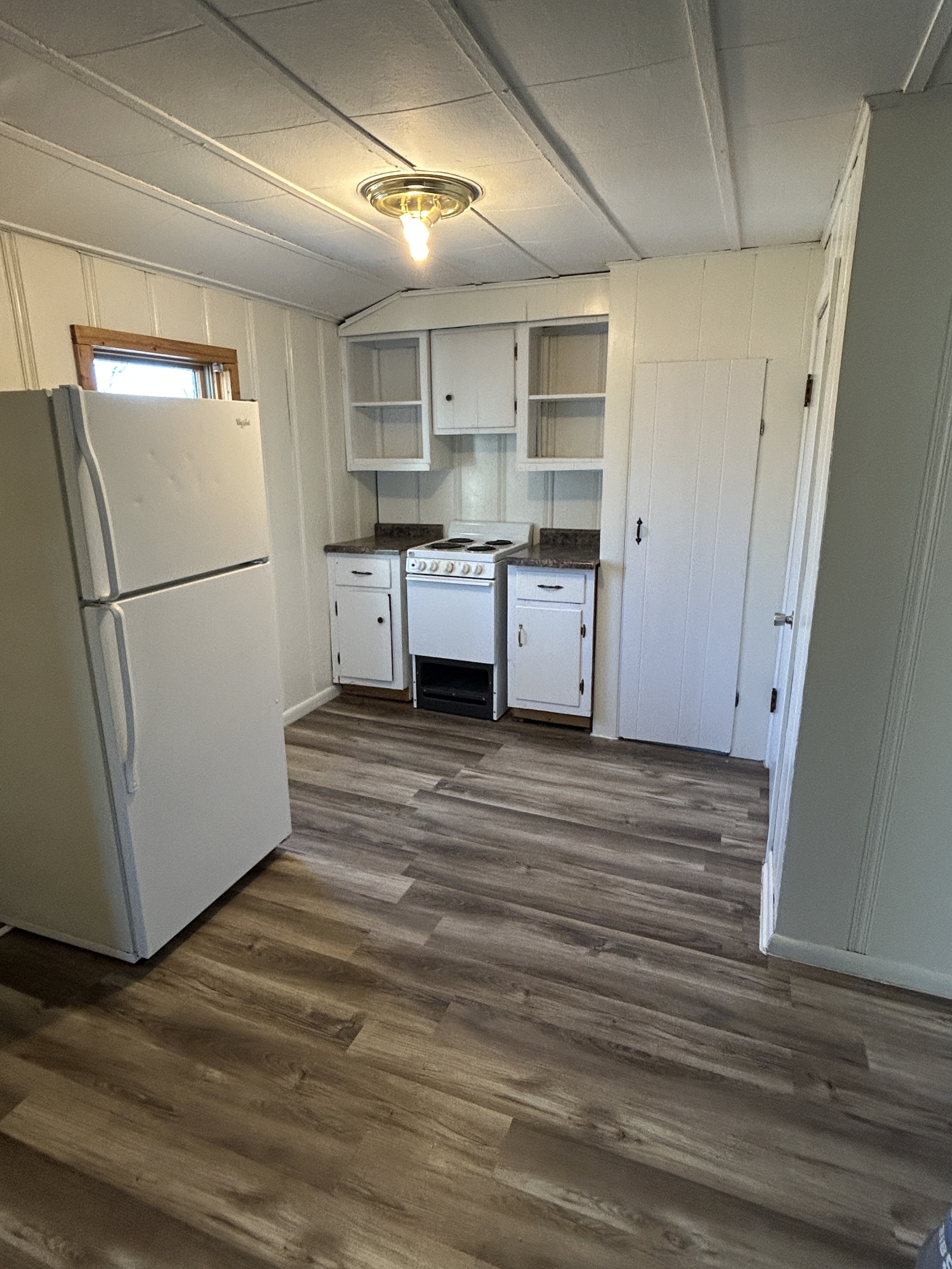 1330 14th Avenue East - 3