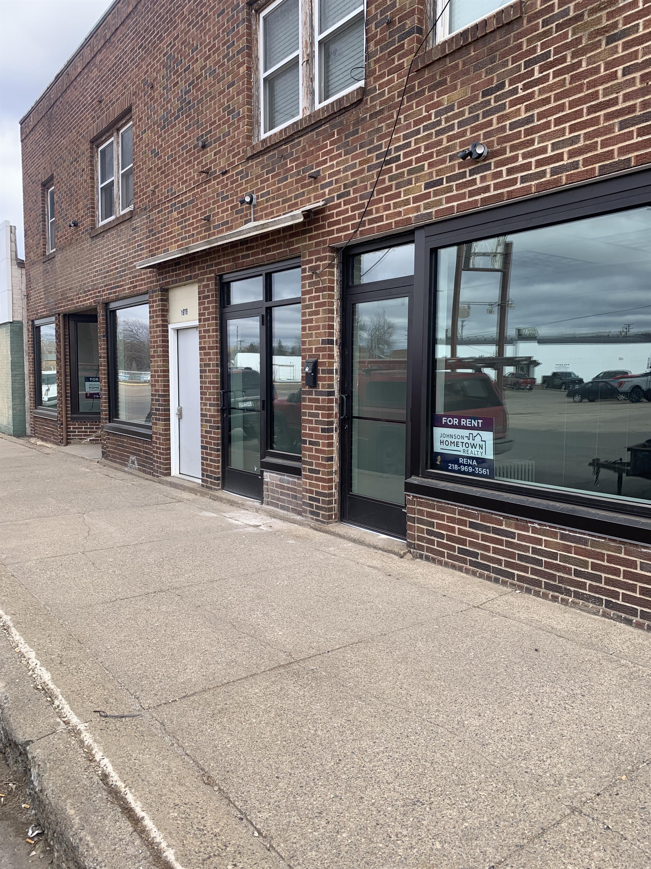 1916 4th Avenue East - Commercial Storefronts