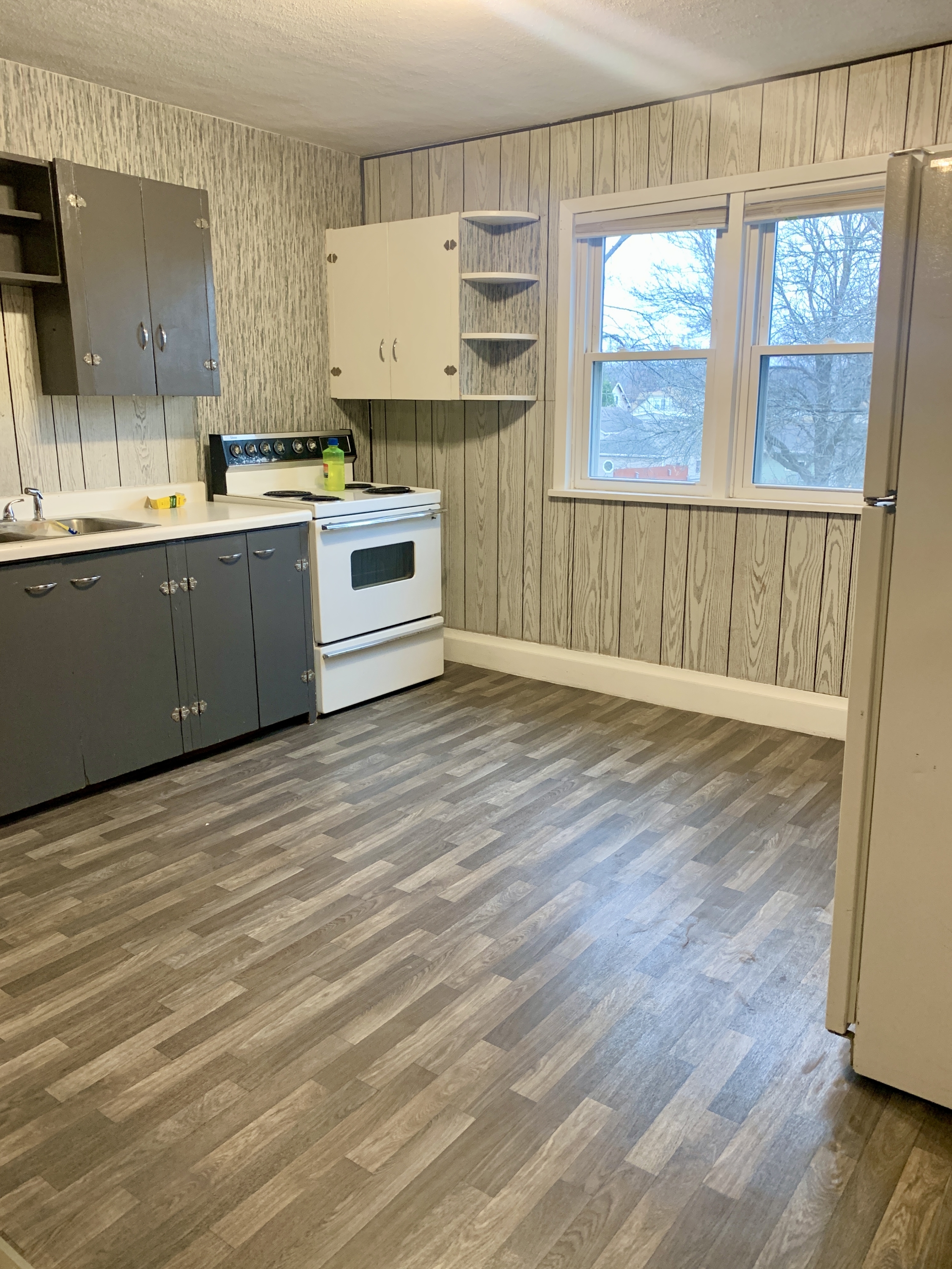 2618 2nd Avenue West - 3