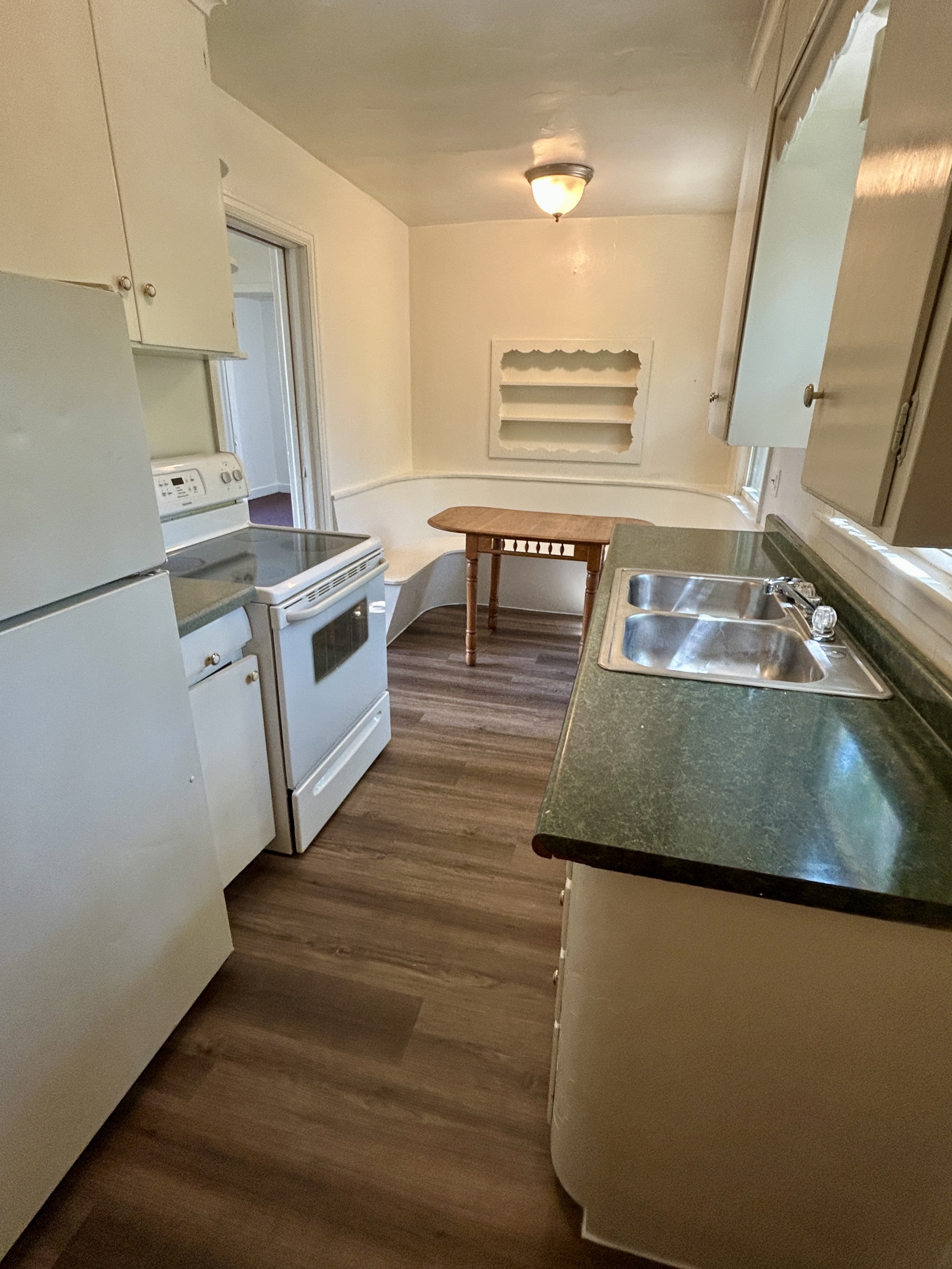 2222 1/2 4th Avenue West - 3